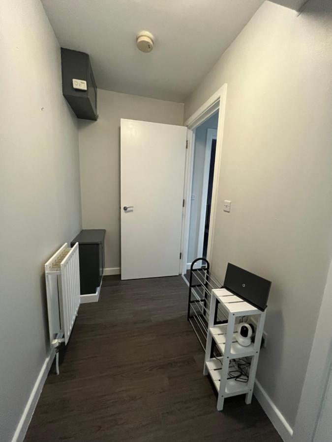 2 Bedroom Ground Floor Apartment Belfast Esterno foto