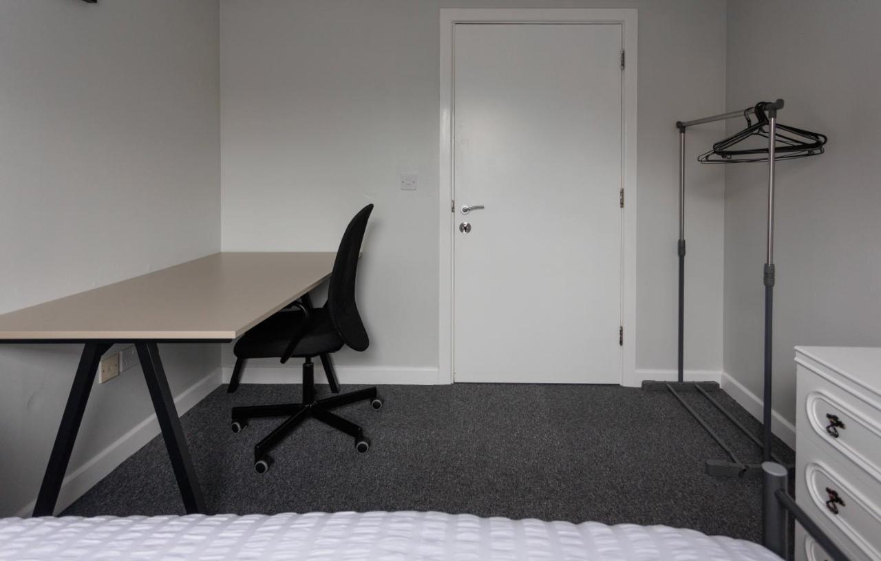 2 Bedroom Ground Floor Apartment Belfast Esterno foto