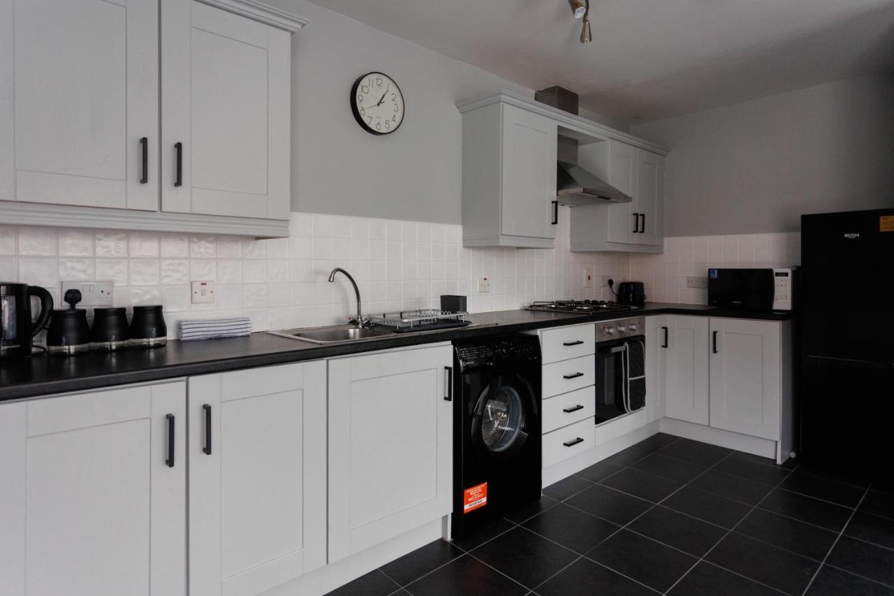 2 Bedroom Ground Floor Apartment Belfast Esterno foto