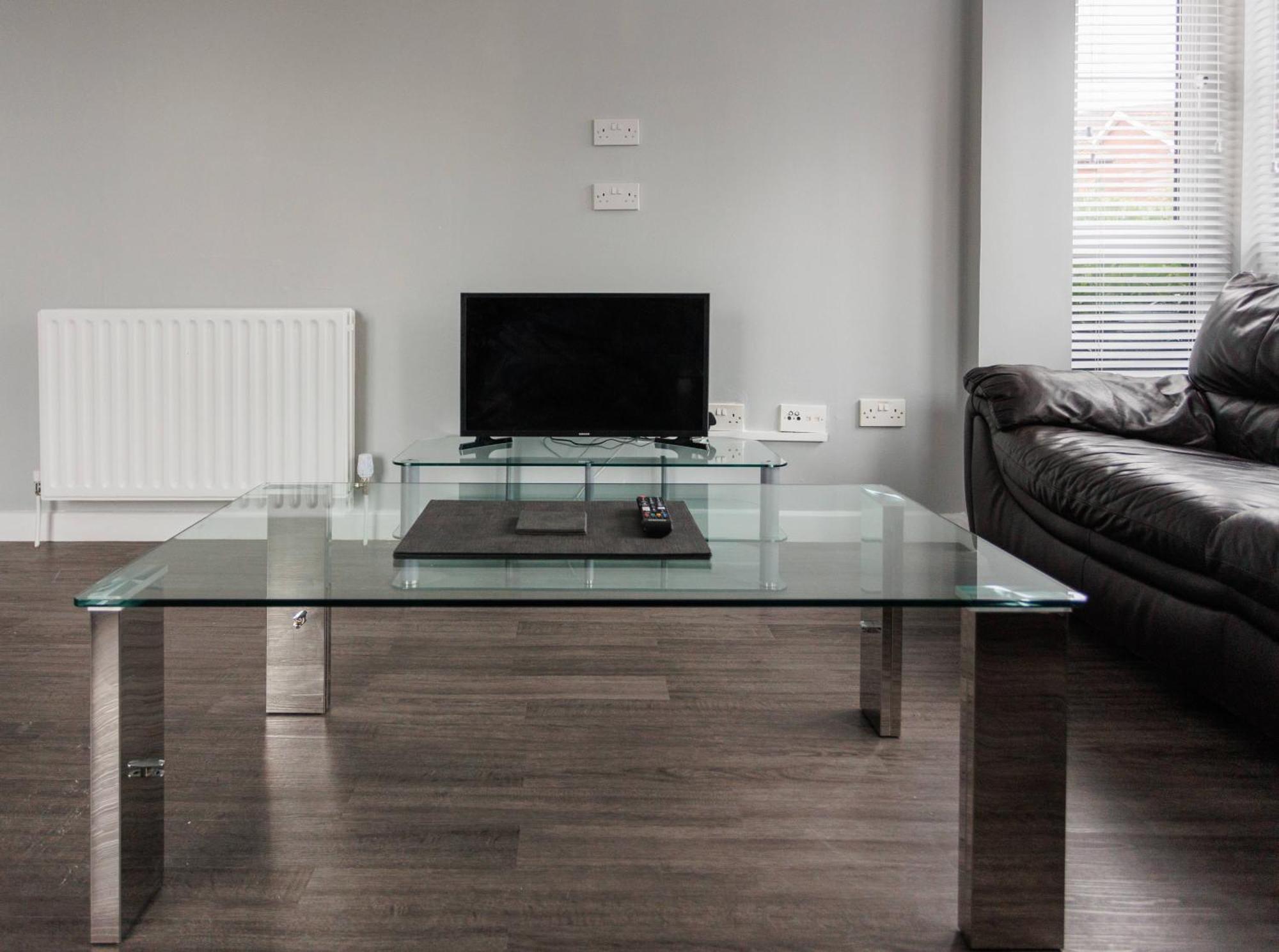2 Bedroom Ground Floor Apartment Belfast Esterno foto