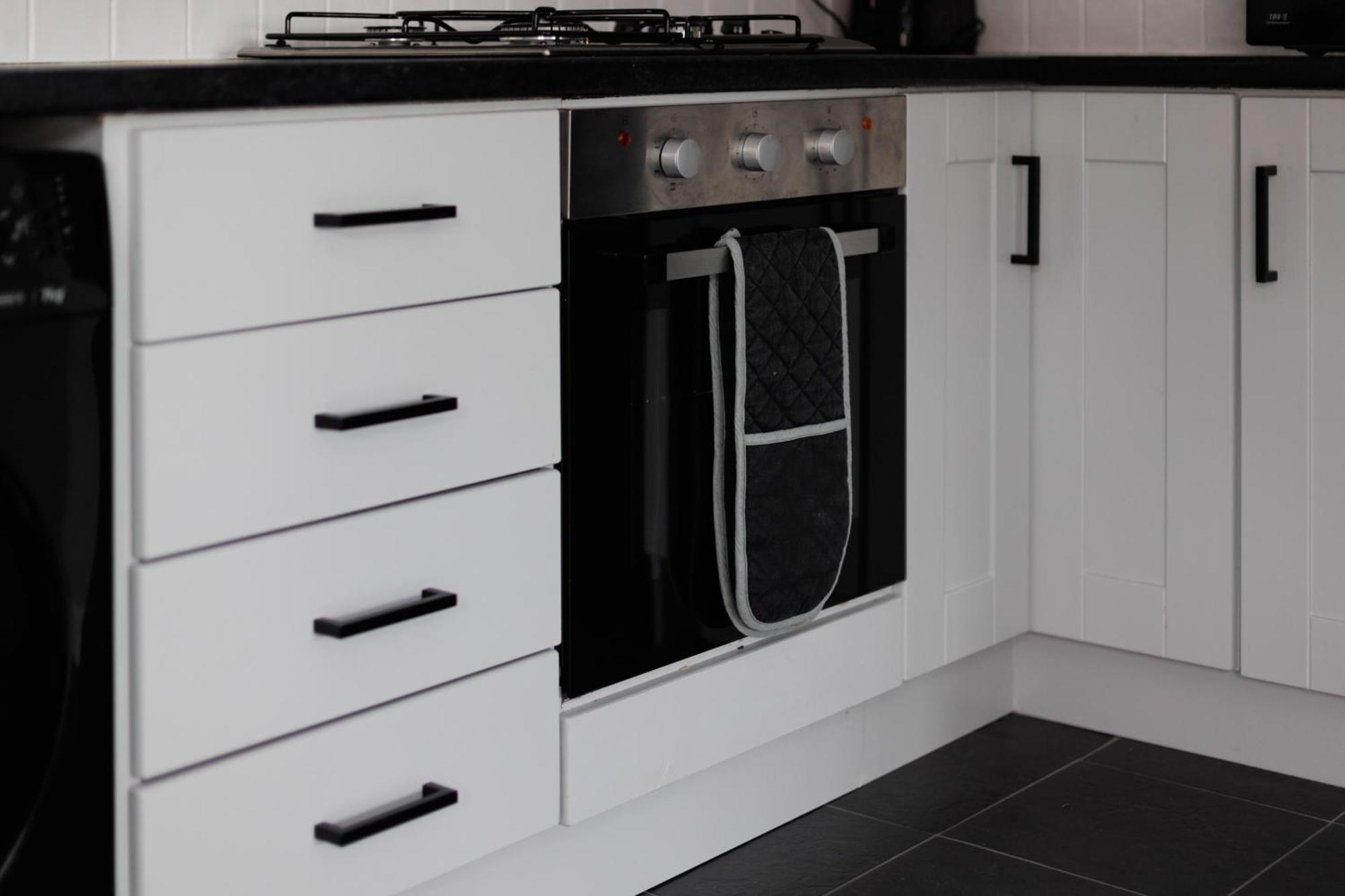 2 Bedroom Ground Floor Apartment Belfast Esterno foto